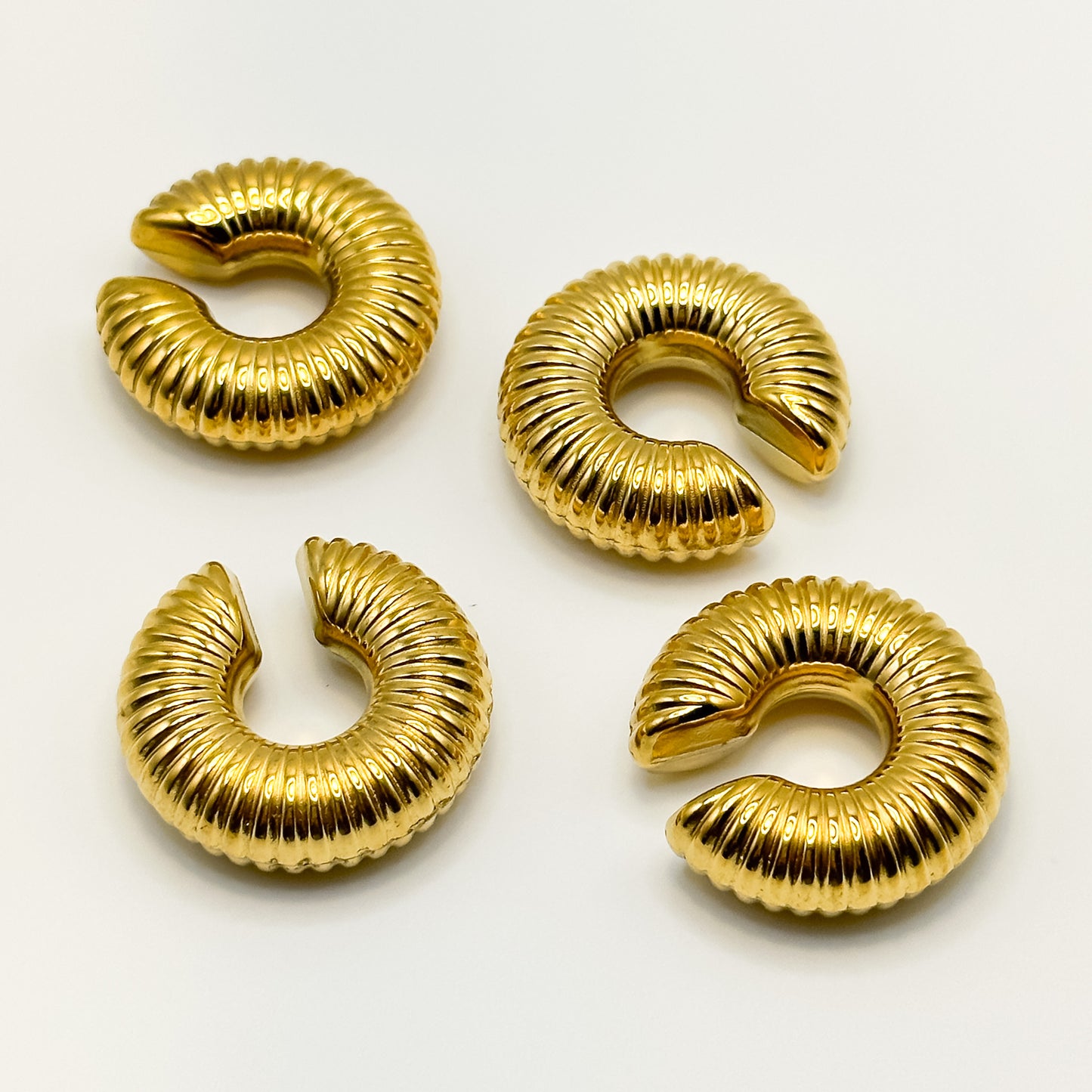 Gold Sarah Ear Cuff